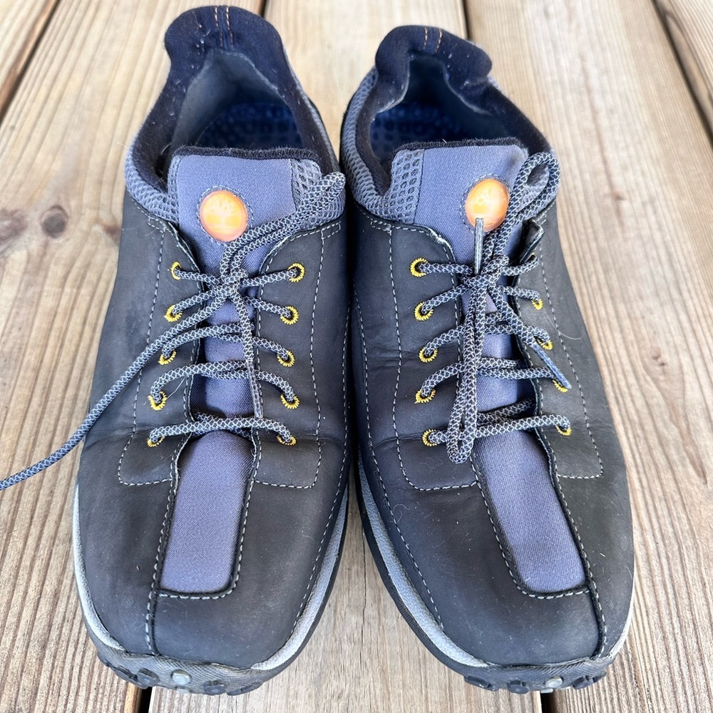 Timberland women’s leather athletic shoes size 9 - Picture 2 of 10